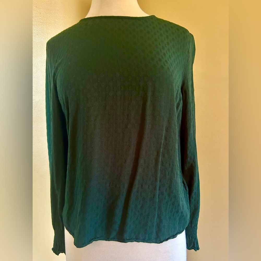 Rich emerald top, great for the holidays!
